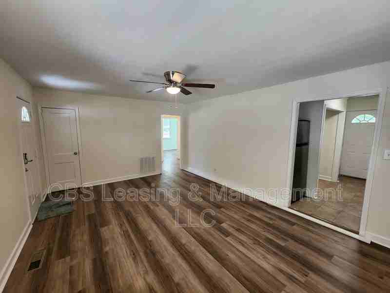 4207 17th Ave - Photo 2 of 13