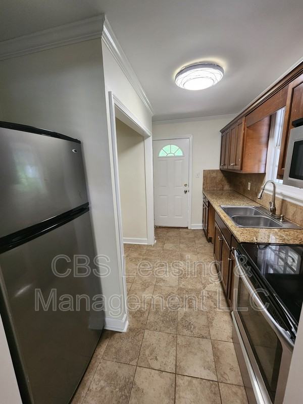 4207 17th Ave - Photo 4 of 13