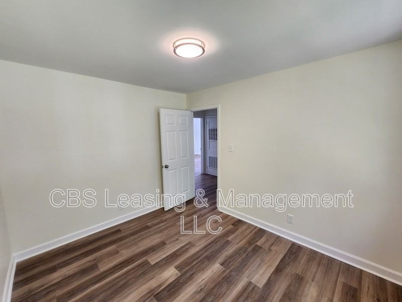 4207 17th Ave - Photo 7 of 13