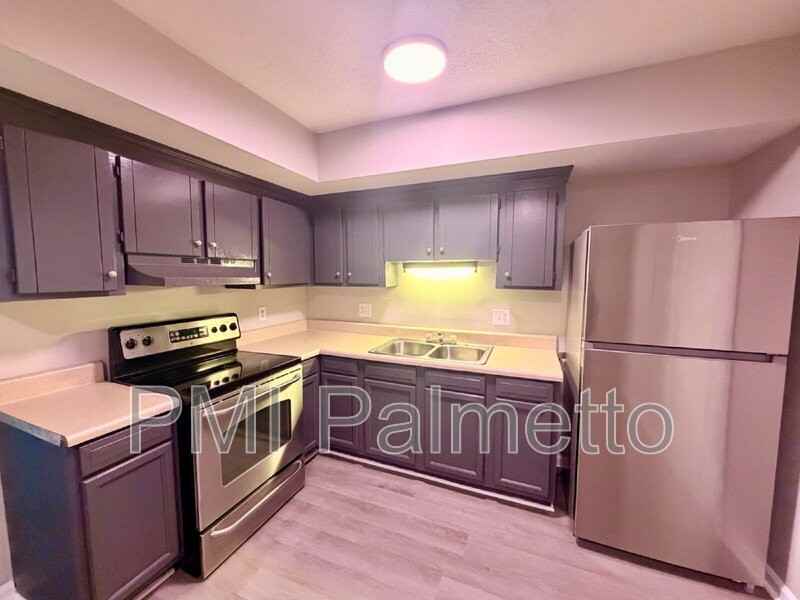 1919 Tall Pines Cir #A - Photo 6 of 19