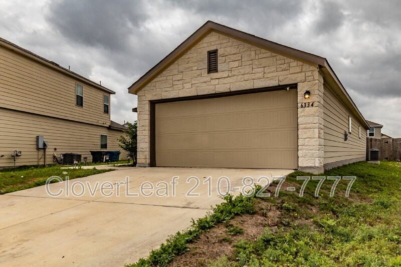 6334 Willow Point Blvd - Photo 2 of 33