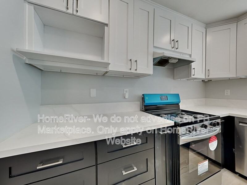 7128 Idyllwild Ln - Photo 6 of 25