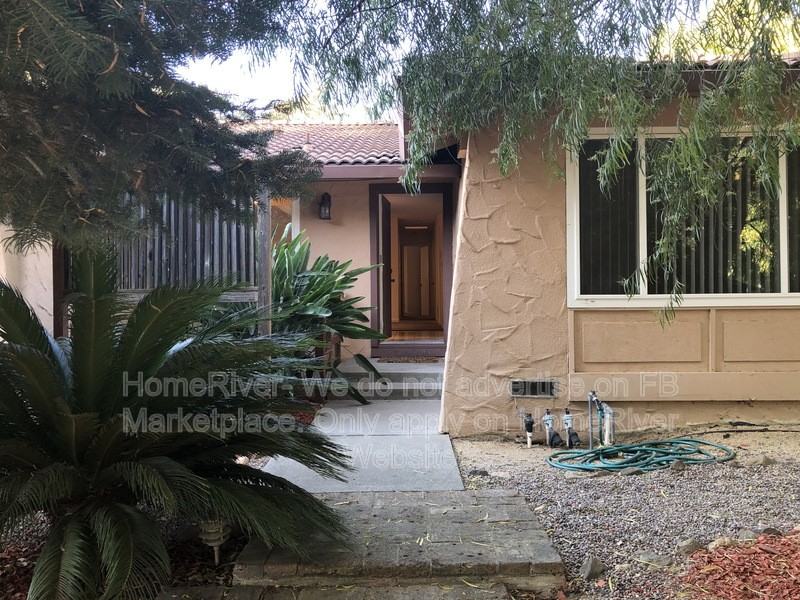 52 Mossglen Cir - Photo 5 of 26