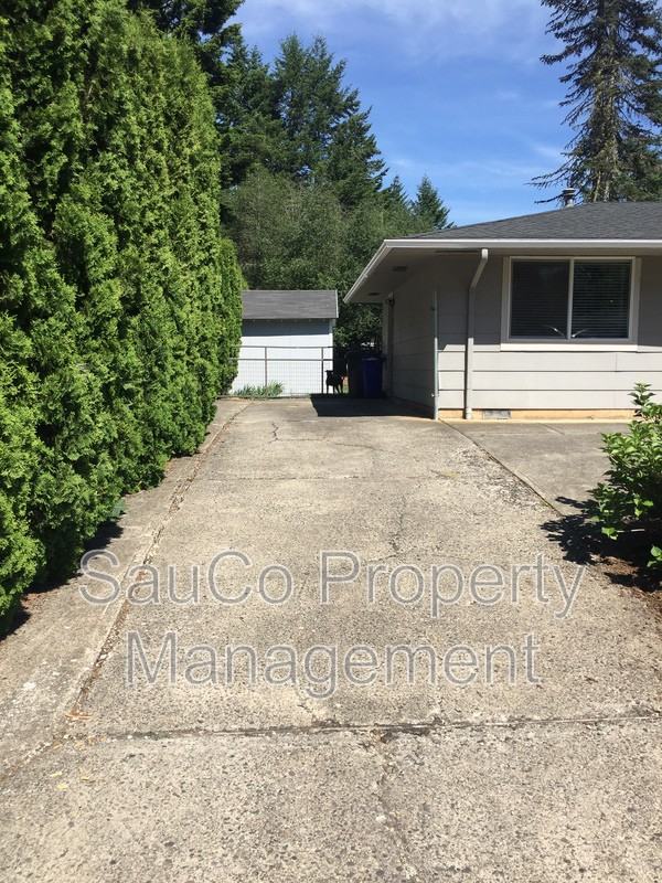 22120 S Leslie Ave - Photo 6 of 33