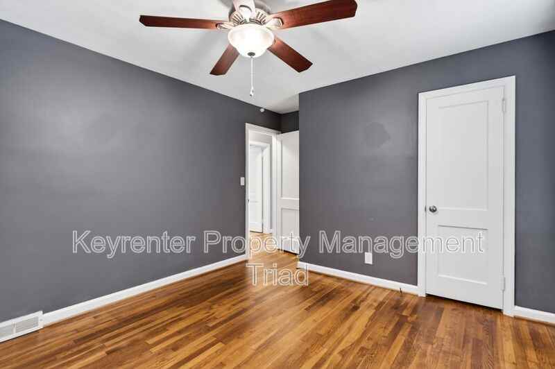 3601 Normandy Rd - Photo 5 of 35