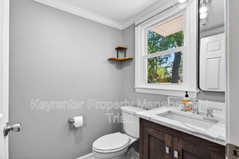 3601 Normandy Rd - Photo 6 of 35