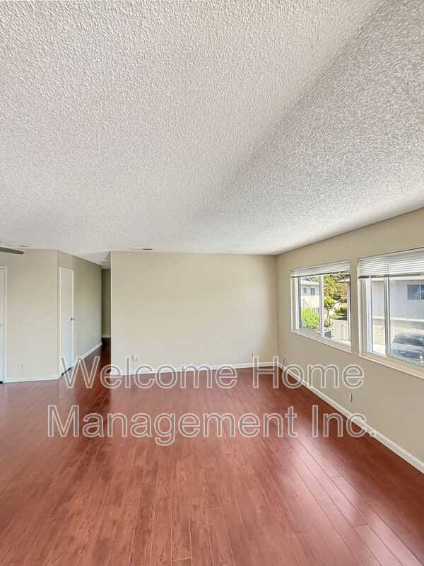 1037 Mohr Ln #D - Photo 3 of 12