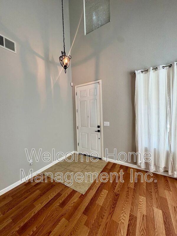 6011 Daffodil Dr - Photo 3 of 23