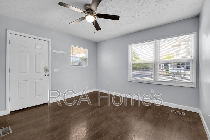 1461 S Meridian St - Photo 3 of 10