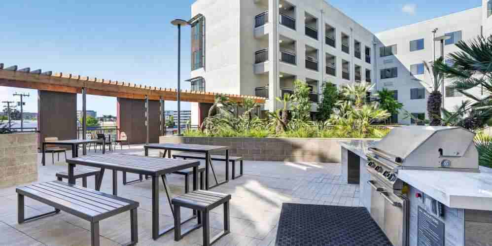 The Milton - Photo 3 of 18