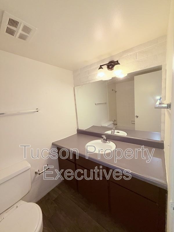 20 N Leonora Ave - Photo 4 of 15