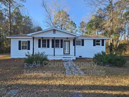 featured image of 1301 Pineview Dr