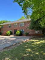featured image of 139 Barrington Pl