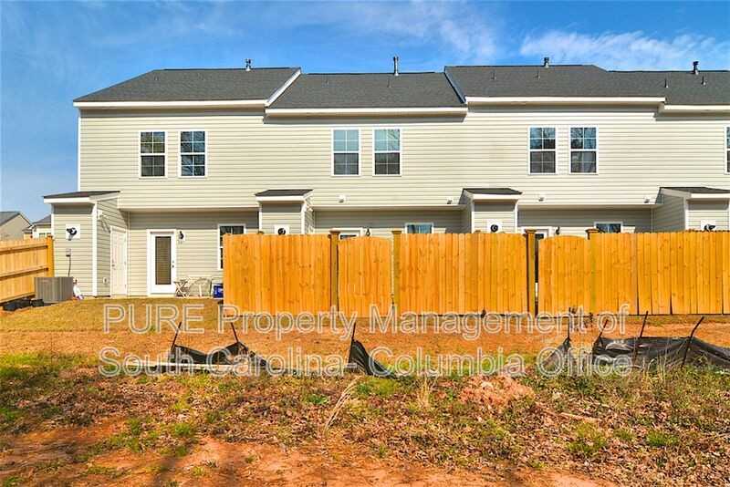 215 Northwood St - Photo 4 of 44