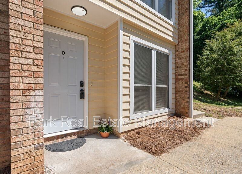 201 Howelld - Photo 7 of 9