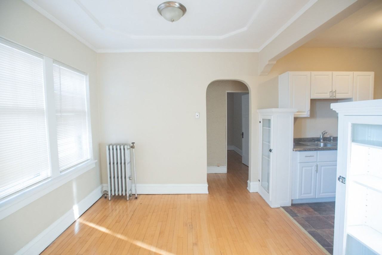 1720 E Newton Apartments - Photo 6 of 12