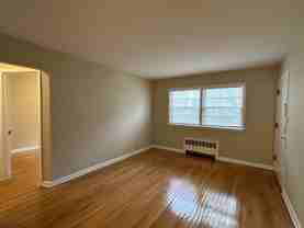 Cozy 1BR in Riverwest $895 – Heat Included | Hardwood Floors | Storage + Laundry - Photo 1 of 1