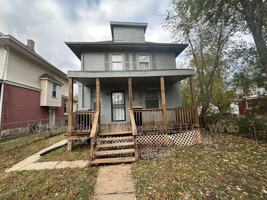 featured image of 2002 E 35th St