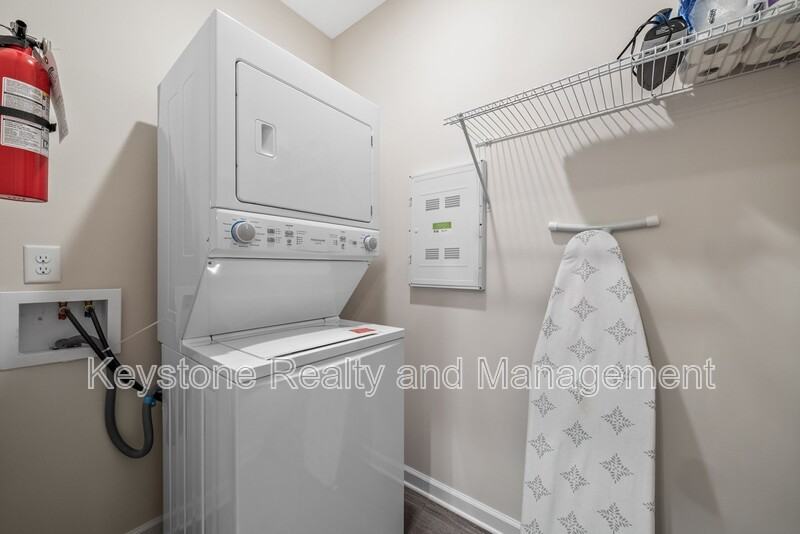 15 B St - Photo 7 of 16