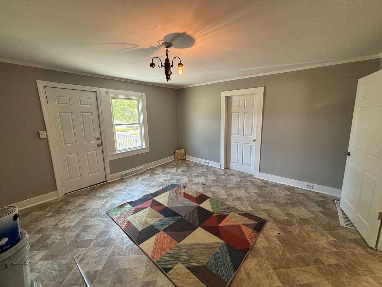 1900 E Ozark Ave - Photo 3 of 16