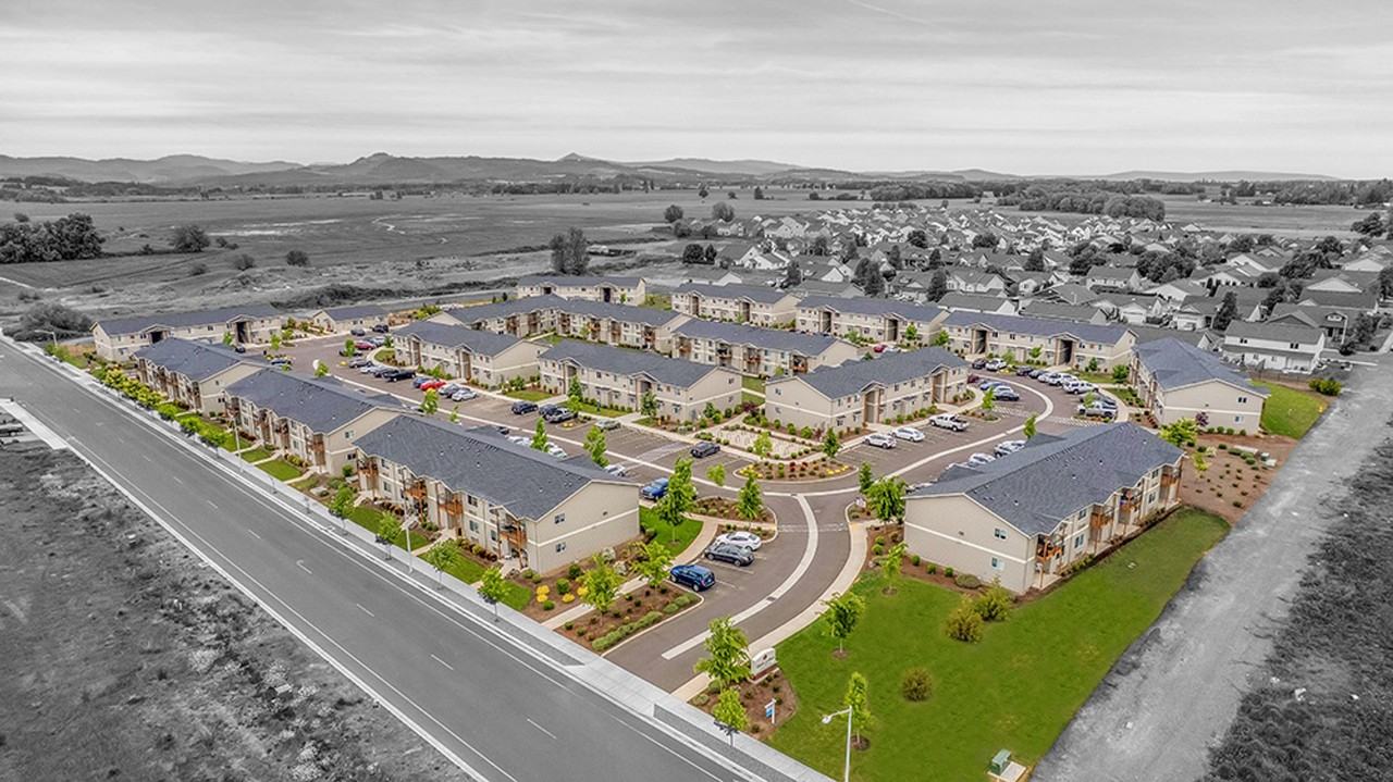 2250 W 10th Ave - Photo 2 of 26