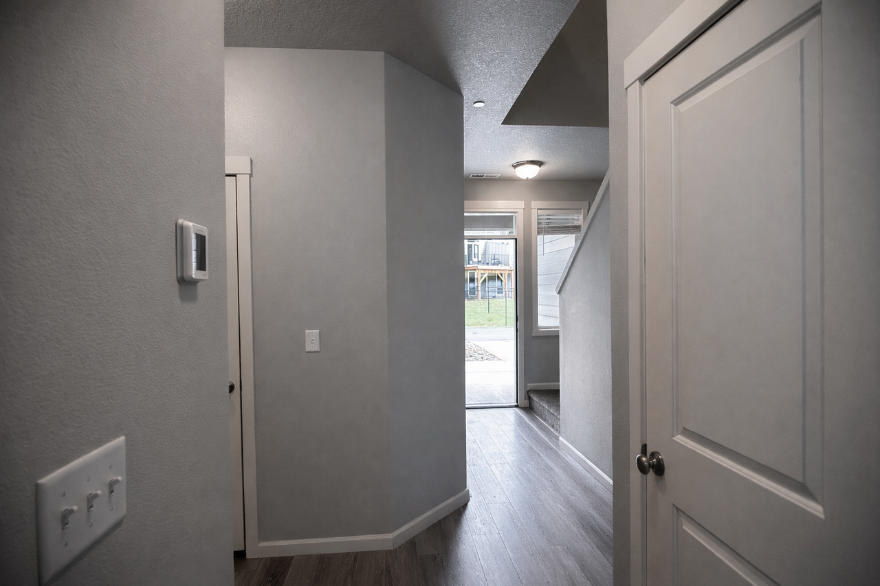 193 Cloverdale Rd #C - Photo 3 of 23