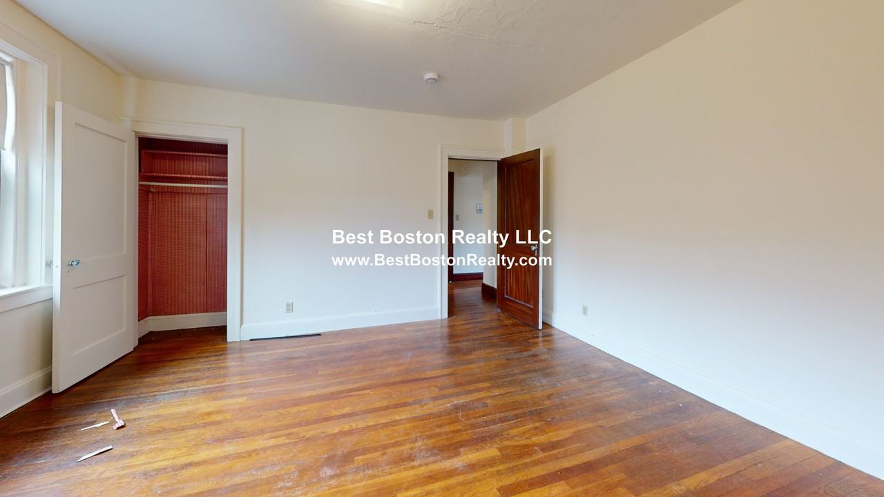22 W Wyoming Ave #26 - Photo 5 of 8