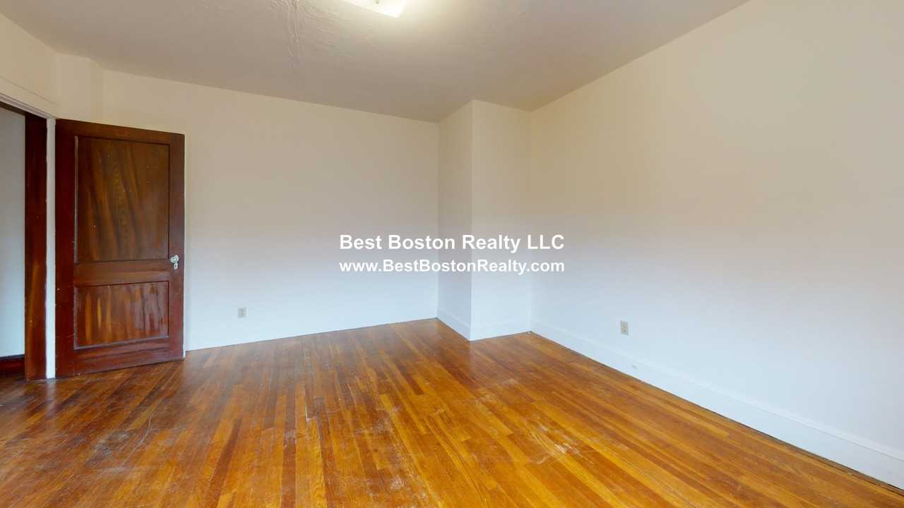 22 W Wyoming Ave #26 - Photo 6 of 8