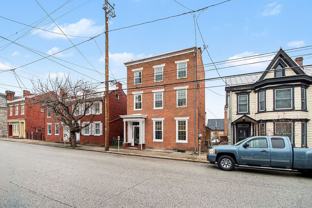 145 S Pitt St - Photo 1 of 1