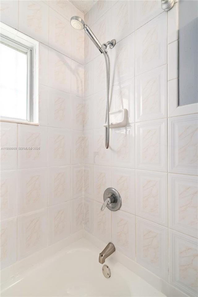 760 NW 80th St - Photo 4 of 19