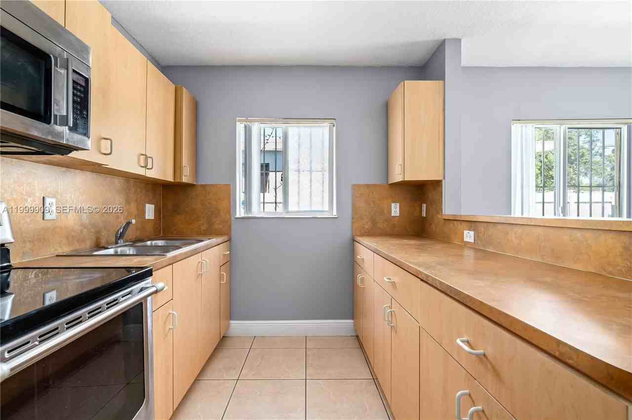 760 NW 80th St - Photo 3 of 19