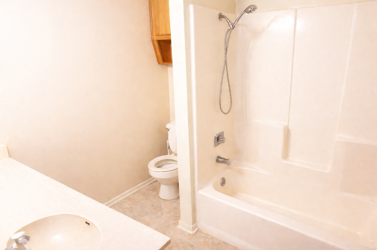 2127 Hidden Hill Dr - Photo 6 of 9