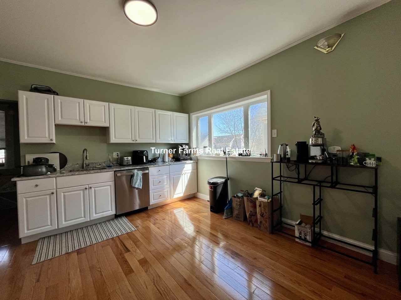 Martin St - Photo 5 of 43