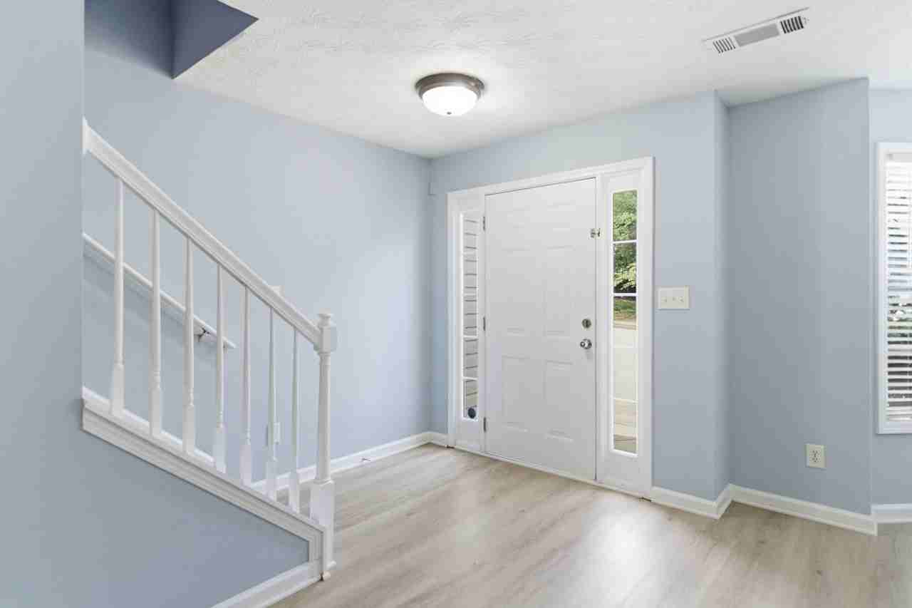 1145 Grace Dr - Photo 2 of 38