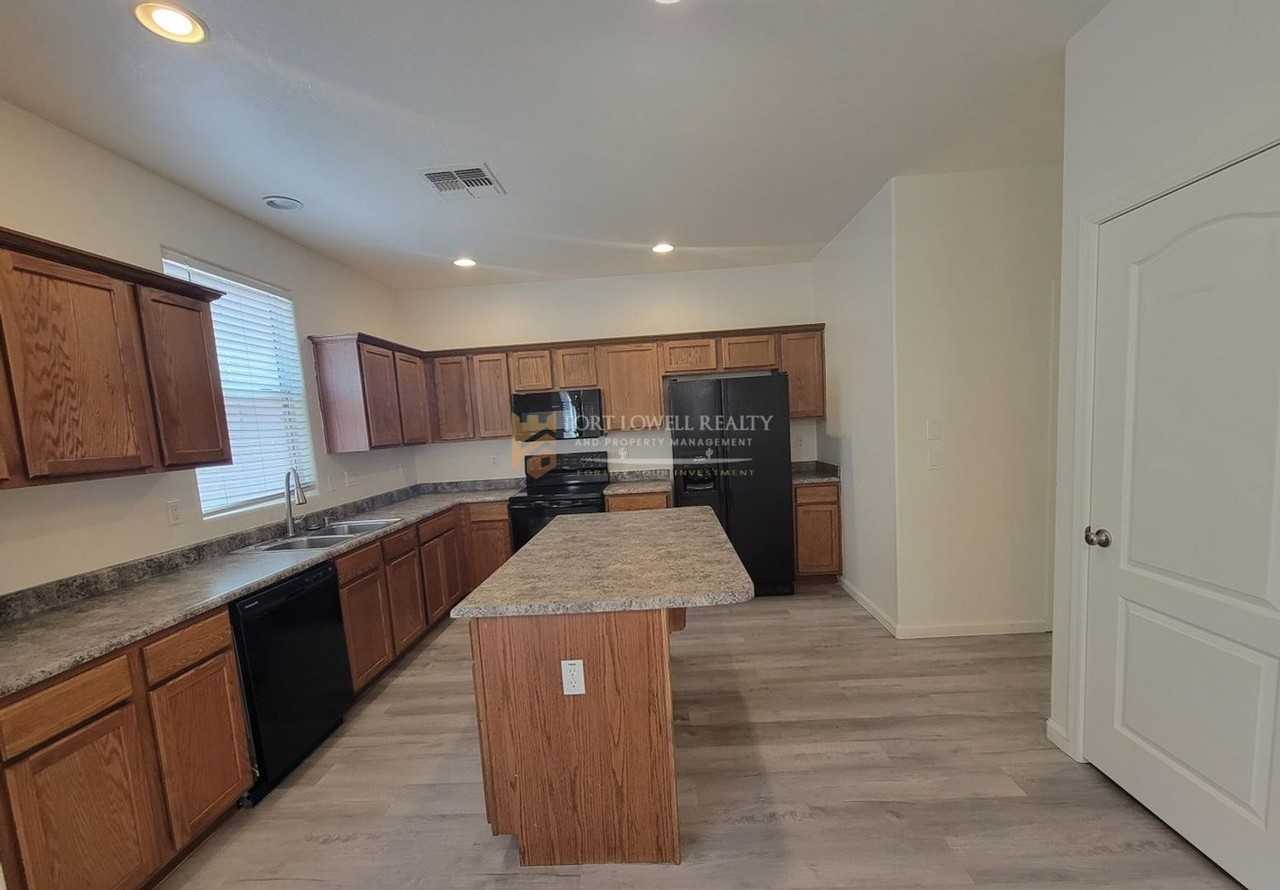 7226 S 48th Gln - Photo 5 of 15