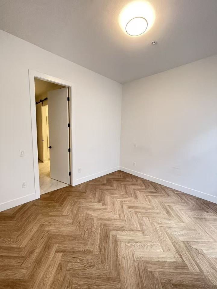 13933 105 Boulevard - Photo 5 of 18