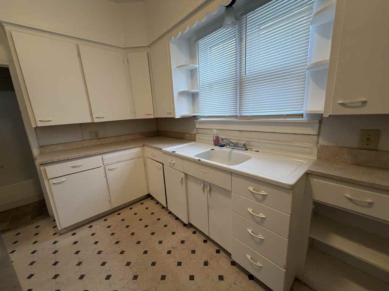 401 N Porter St #401NPORTER - Photo 4 of 19