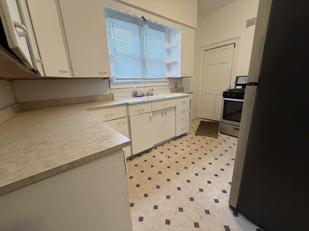 401 N Porter St #401NPORTER - Photo 5 of 19