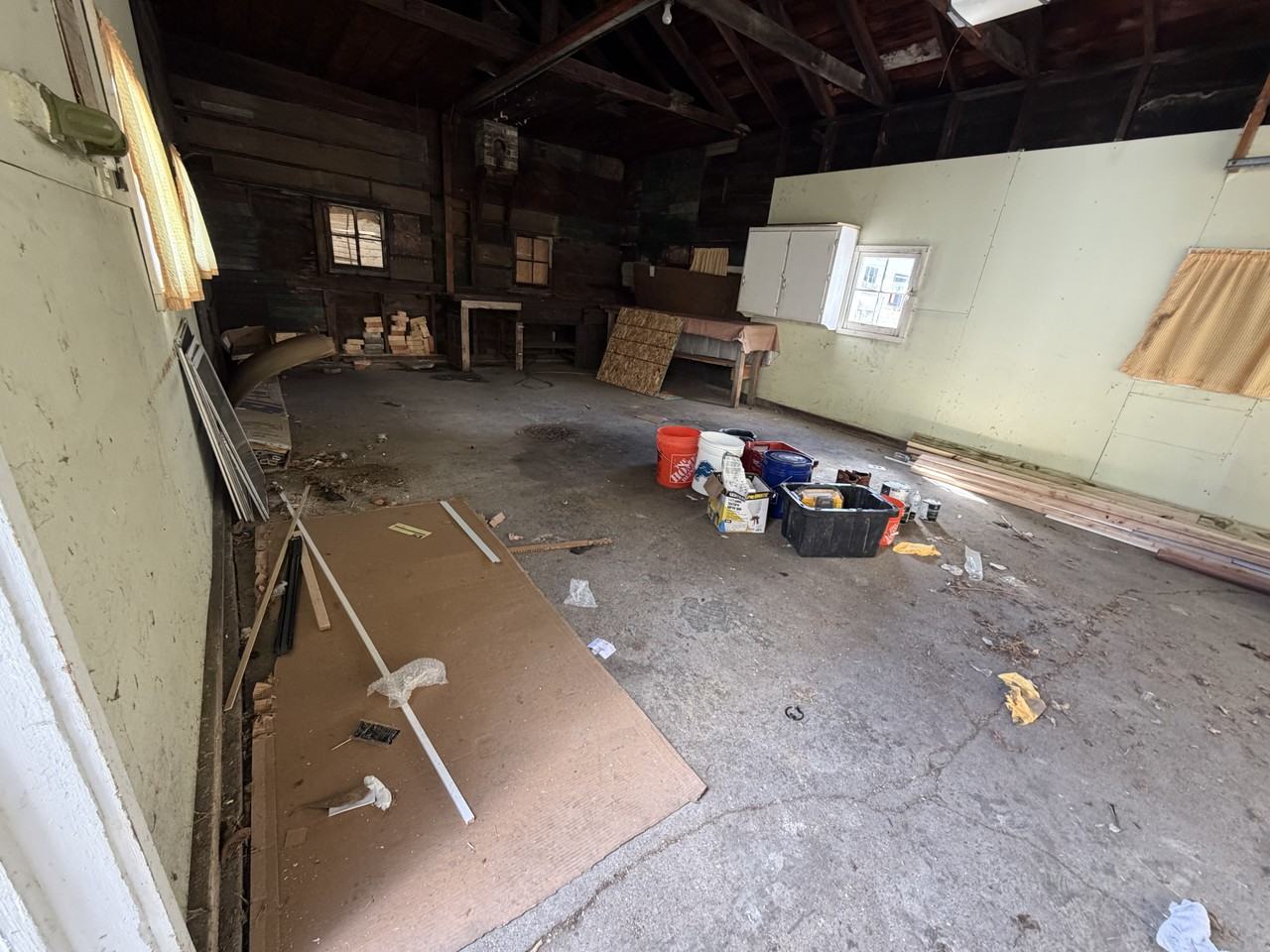 909 Mackinaw St - Photo 6 of 15