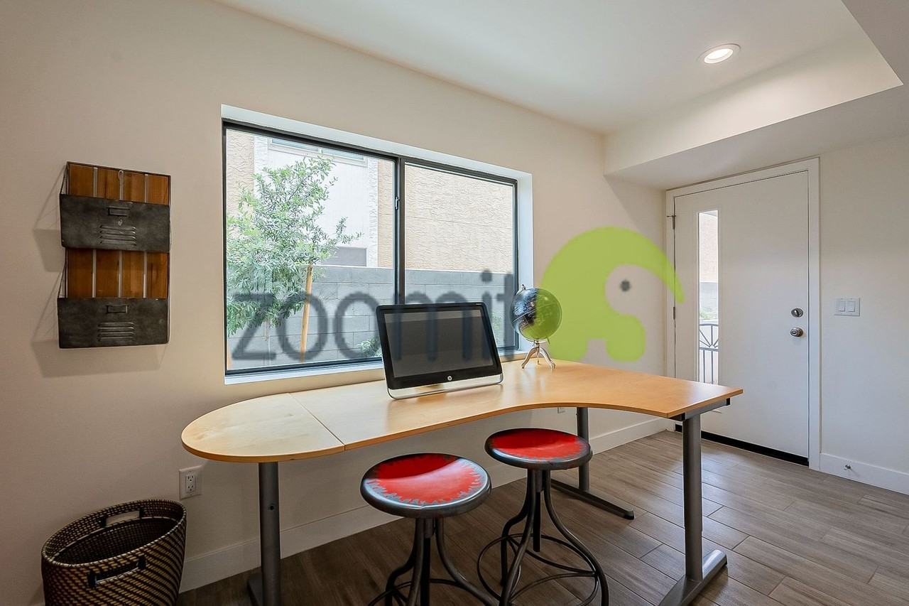 1020 E Spence Ave #1003 - Photo 7 of 42