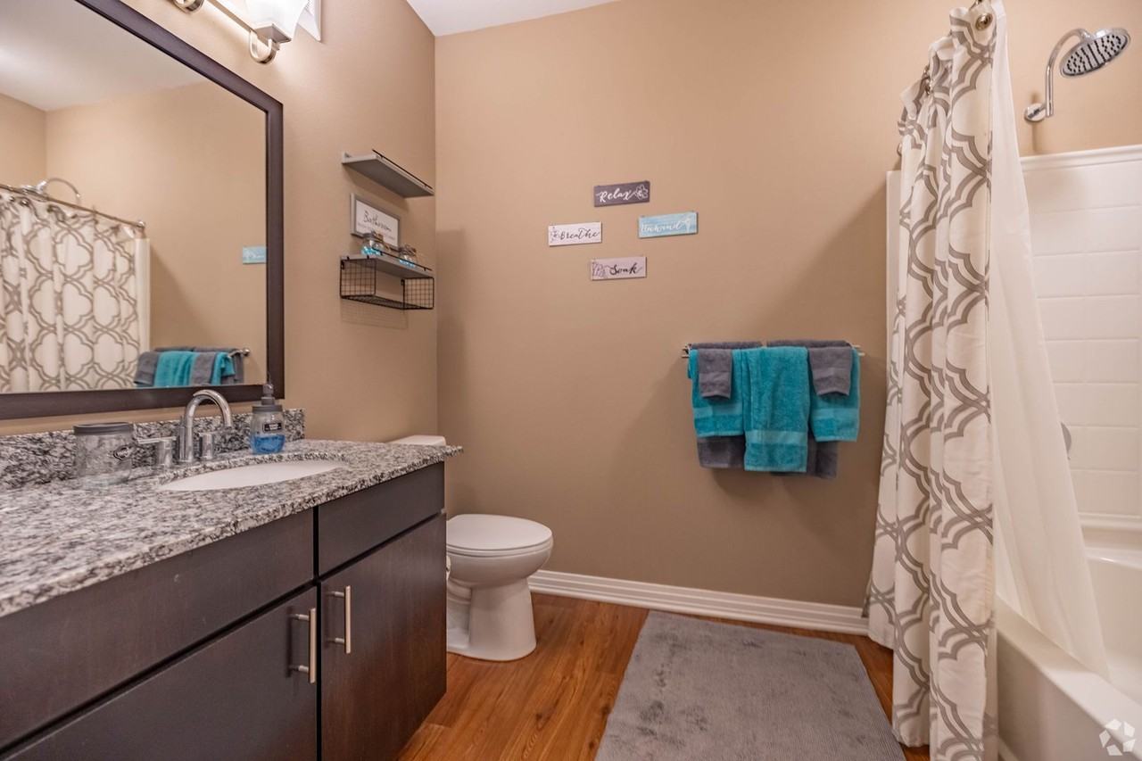 Avalon - Forum, LLC - AVA - Photo 6 of 19