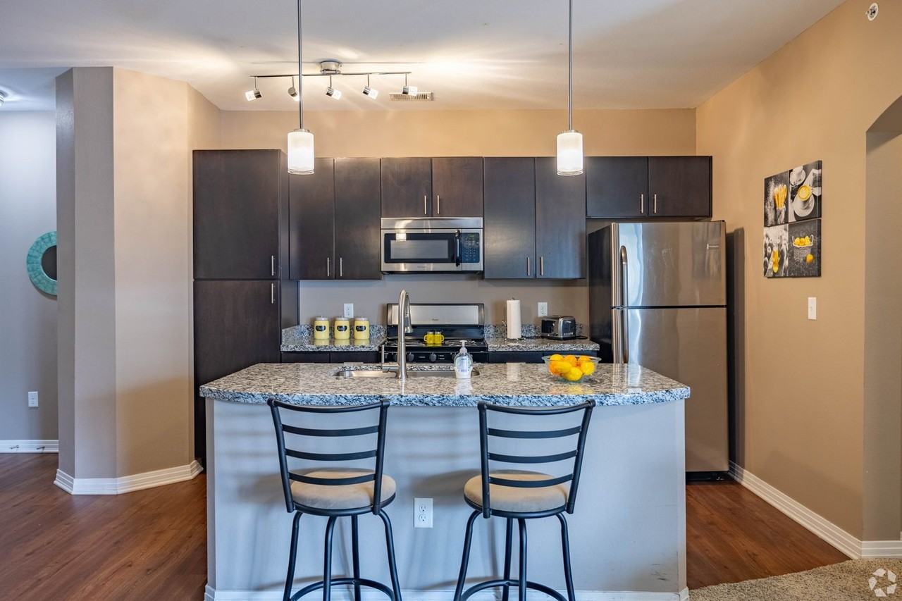 Avalon - Forum, LLC - AVA - Photo 7 of 19