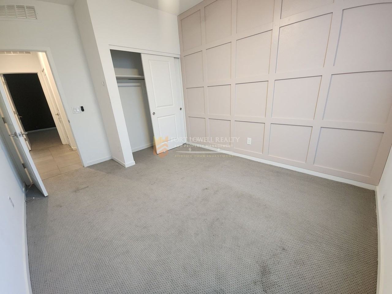 4208 S 68th Dr - Photo 6 of 23