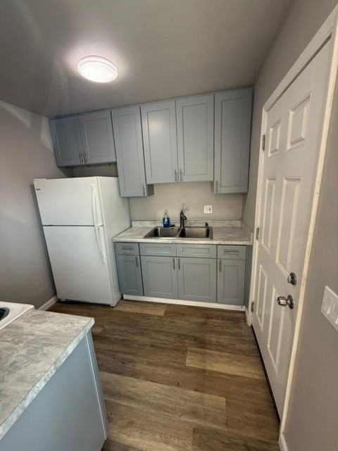 474 Delaware St - Photo 2 of 15