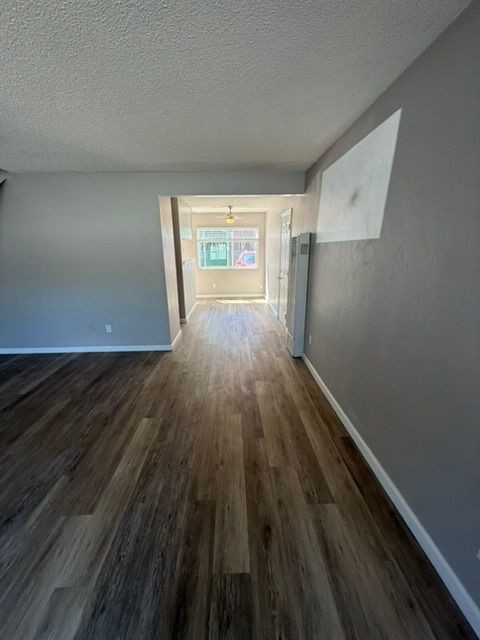 474 Delaware St - Photo 5 of 15