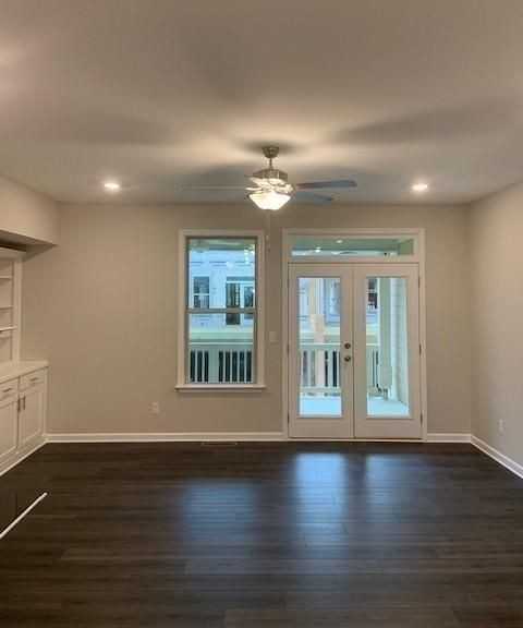 3925 Redwood Dr - Photo 3 of 14