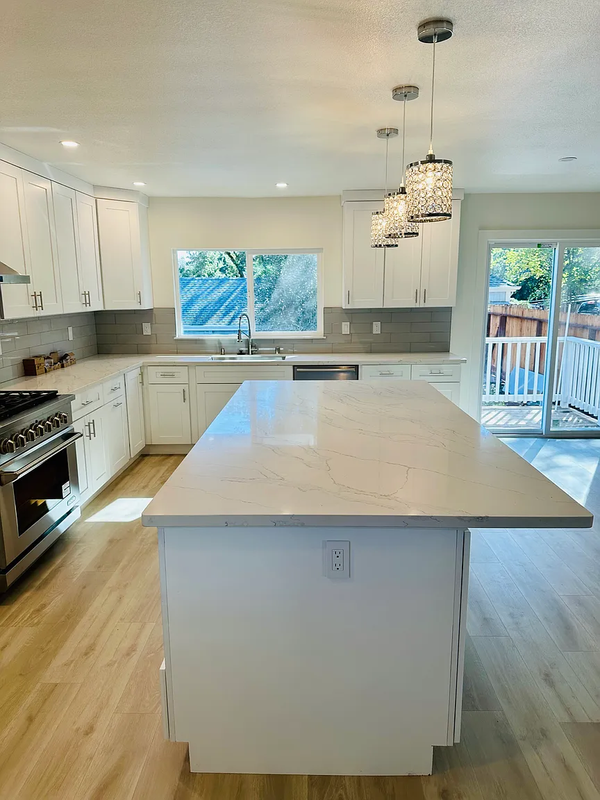 604 Los Olivos Rd - Photo 7 of 32