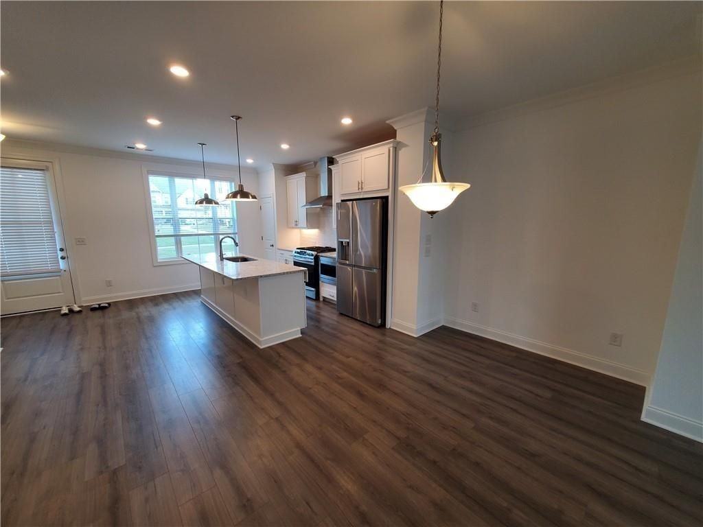 3220 Bennett Creek Ln - Photo 3 of 16