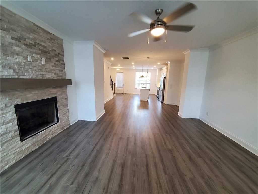 3220 Bennett Creek Ln - Photo 4 of 16