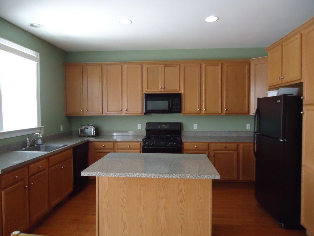 8 Tucker St - Photo 3 of 3